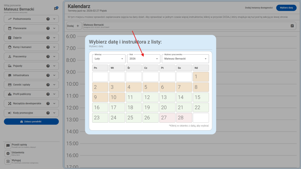 W tym miejscu wybiera się rok
