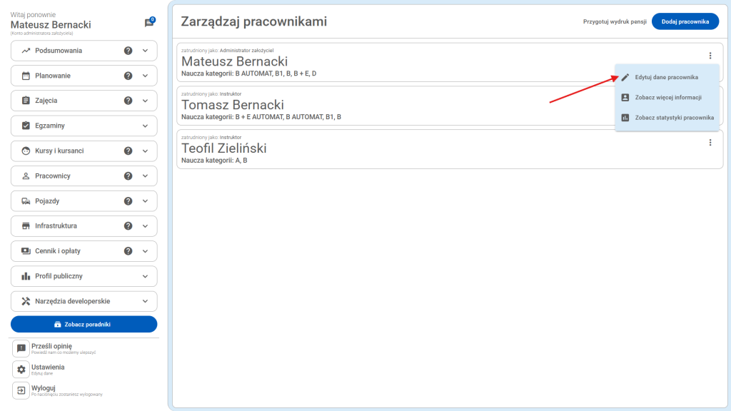 Następnie kliknij "Edytuj dane pracownika".